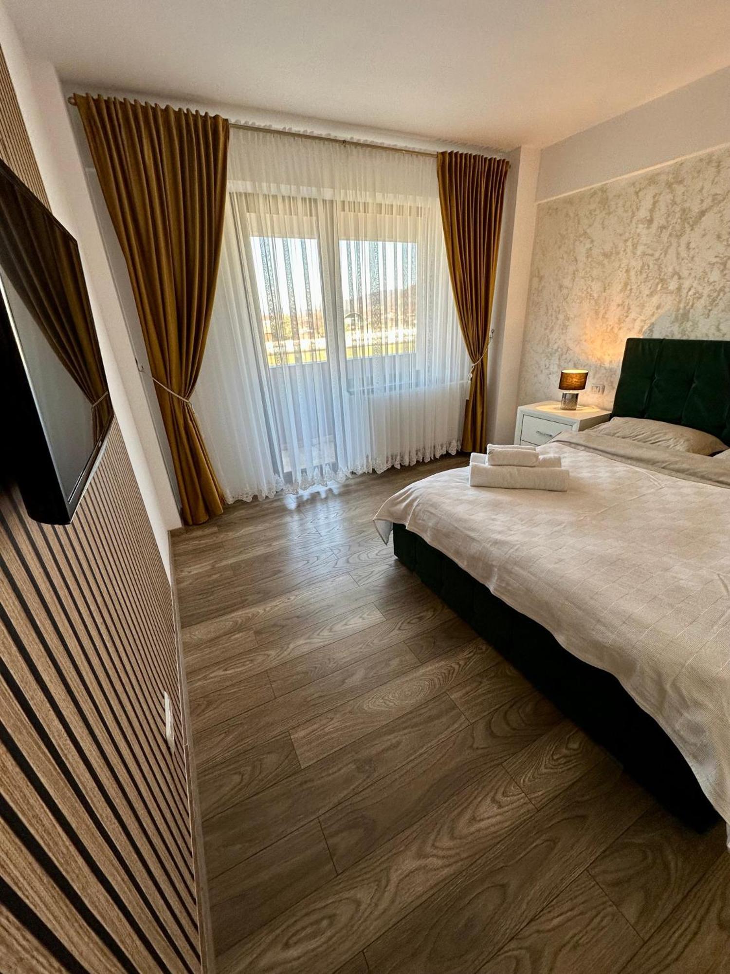 Sofia Residence Apartments Targu Neamt Exterior photo